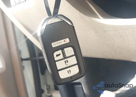 2017 Honda Pilot Touring from USA, damaged, VIN 5FNYF5H93HB004638